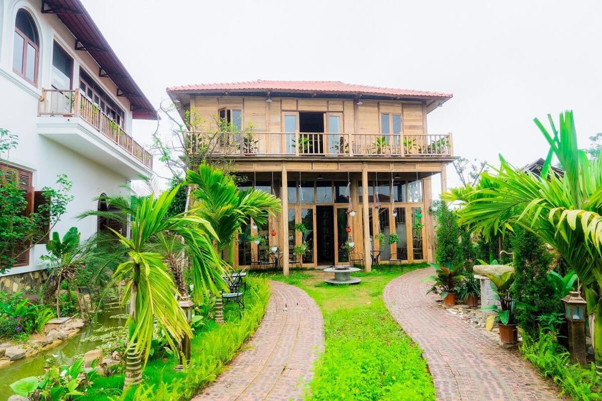 Nha Duoi Hotel Son Tay Exterior foto