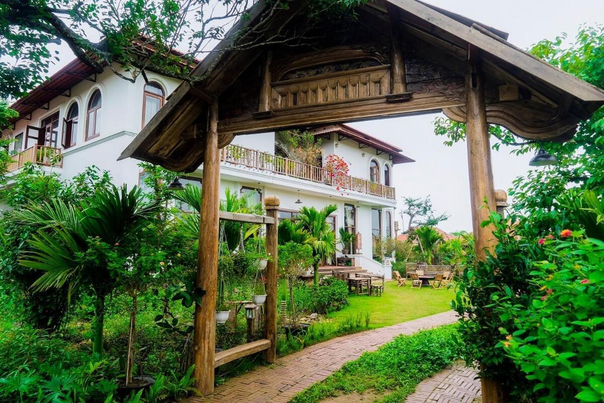 Nha Duoi Hotel Son Tay Exterior foto